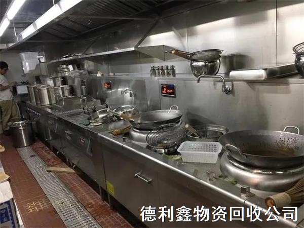 北京厨房设备回收，收购厨具，饭店设备回收价格